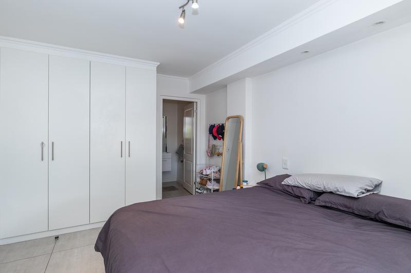 2 Bedroom Property for Sale in Kenilworth Western Cape